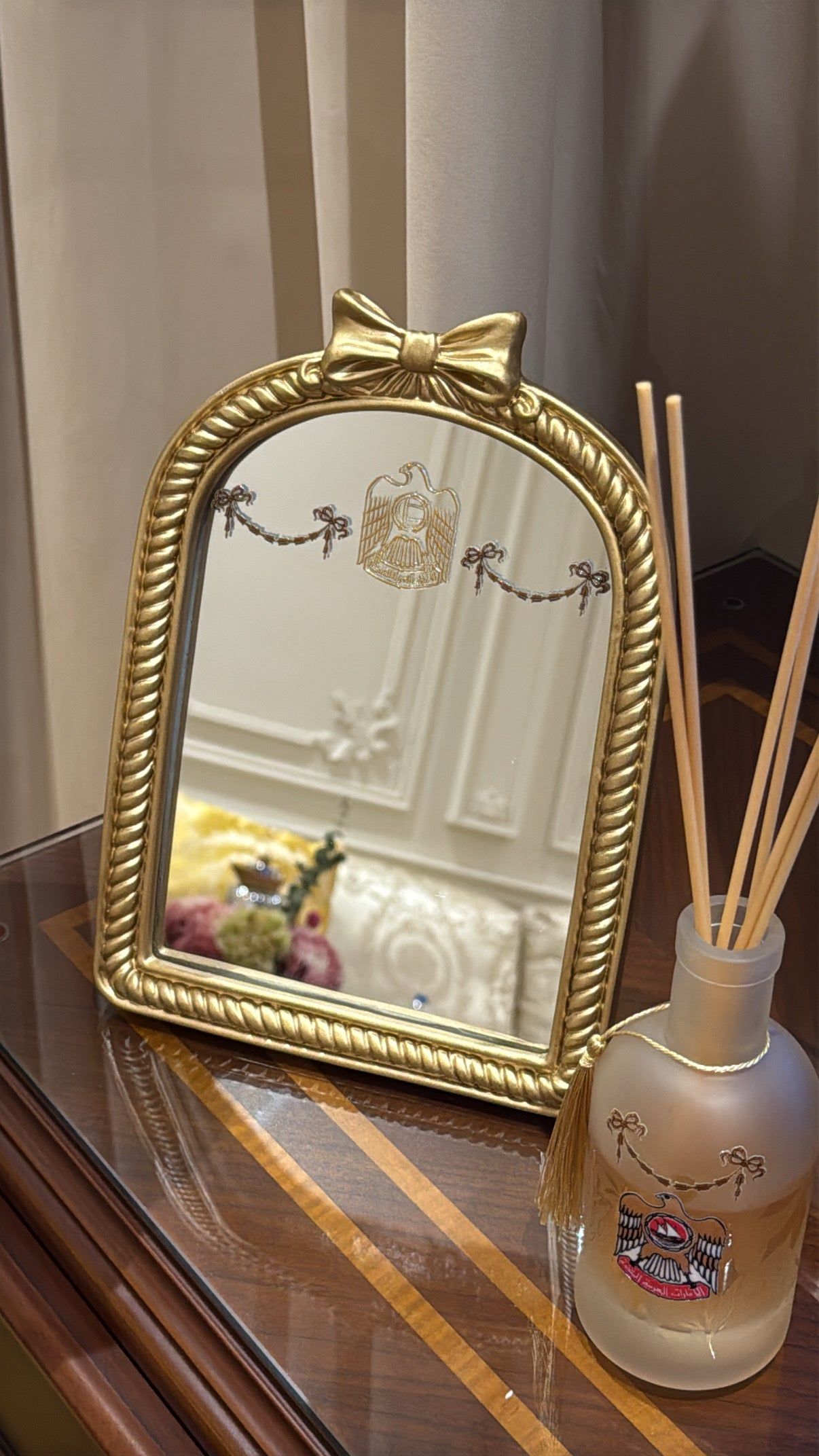 Mirror (home decor) Size: 10x7 inch
