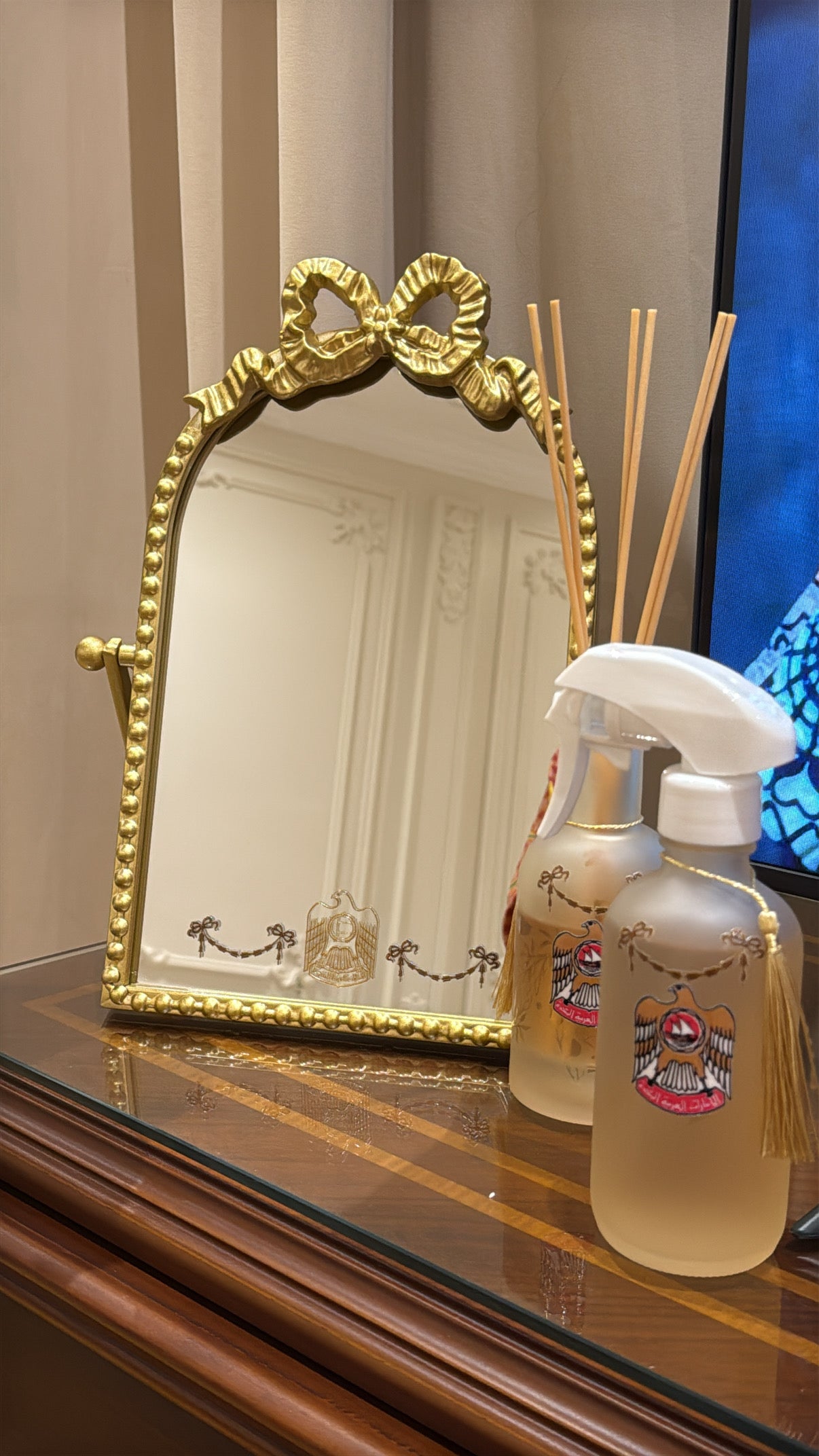 Mirror (home decor) Size: 35x25 inch 