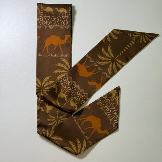 Brown camel twilly (silk)